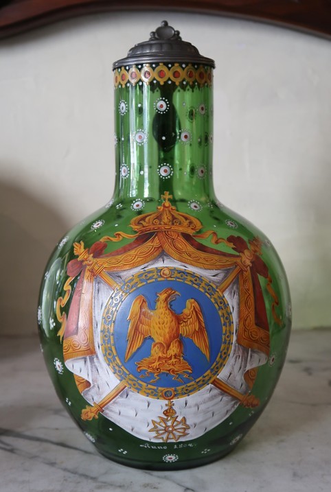 Jug with the coat-of-arms of Napoleon