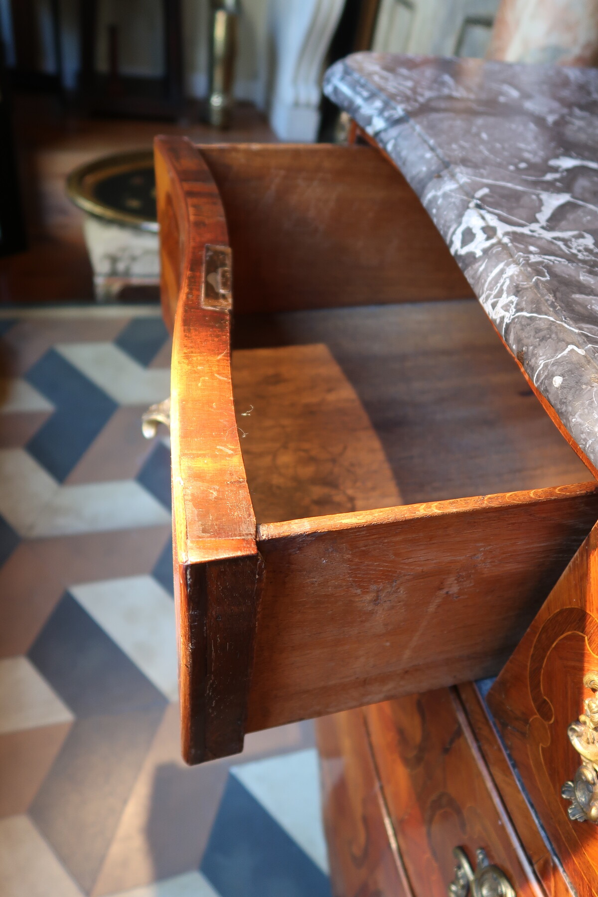 Five drawer commode by Jean-Baptiste Saunier