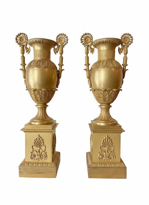 Pair of Restoration style ornemental vase